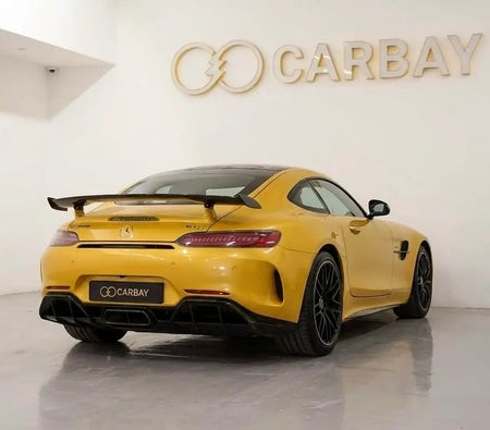 Amarillo Mercedes Benz AMG AMG-GT R 2019