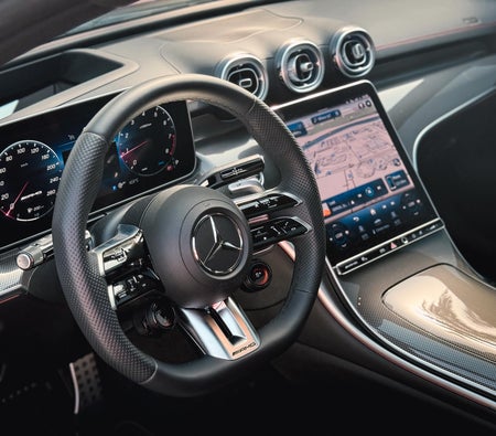 Mercedes Benz AMG C43 2024
