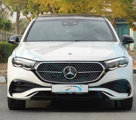 Mercedes Benz AMG E300 2026, photo 2 of 4