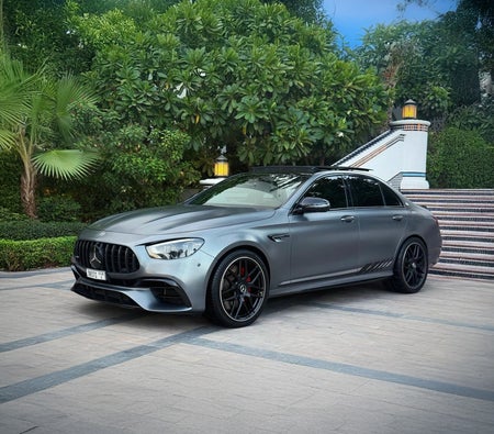 Huur Mercedes-Benz AMG E63 S 2023 in Dubai