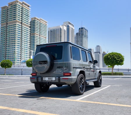 Gray Mercedes Benz G63 AMG 2024 Gray Mercedes Benz G63 AMG 2024