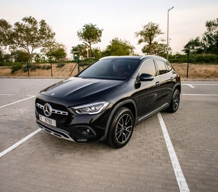 Negro Mercedes Benz AMG GLA 2021 Negro Mercedes Benz AMG GLA 2021