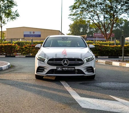 Mercedes Benz AMG 2022, photo 2 of 4