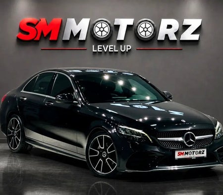 Black Mercedes Benz C200 Avantgarde 2021 Black Mercedes Benz C200 Avantgarde 2021