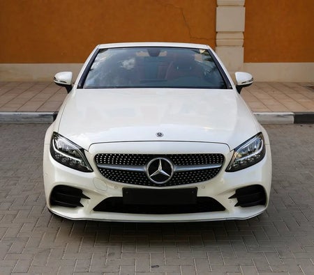 Mercedes Benz C200 Coupe  2020, photo 2 of 4