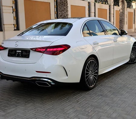  Mercedes Benz C200 2025