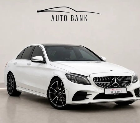 Mercedes Benz C200 2020, photo 1 of 4