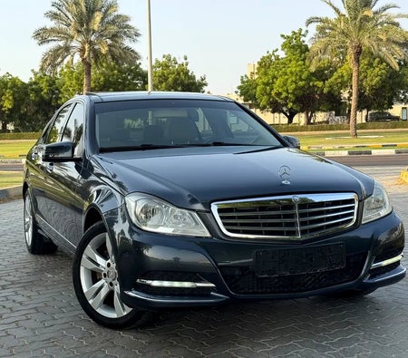 Gri Mercedes Benz C200 2014