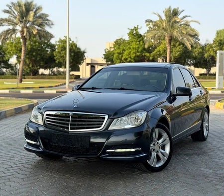 Gri Mercedes Benz C200 2014 Gri Mercedes Benz C200 2014
