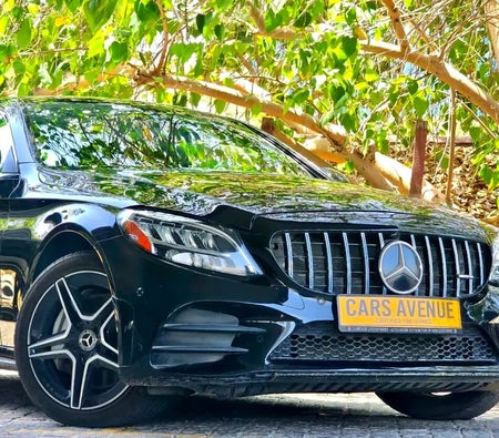 Mercedes Benz C300 Coupe 2020, photo 3 of 4