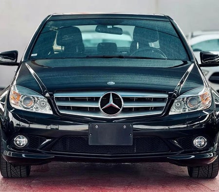 Mercedes Benz C300 2010, photo 3 of 4