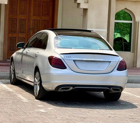 Silber Mercedes Benz C300 2017 Silber Mercedes Benz C300 2017
