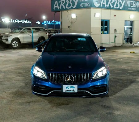 Mercedes Benz AMG C63 S 2019, photo 3 of 4