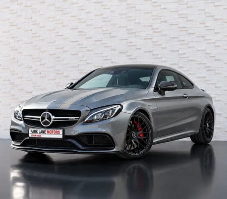 Mercedes Benz AMG C63 S 2017, photo 1 of 4