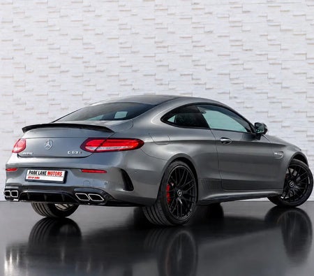 Mercedes Benz AMG C63 S 2017, photo 2 of 4
