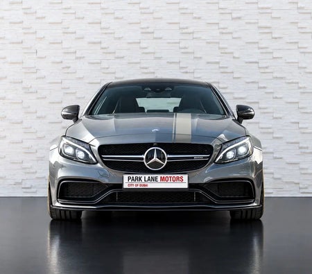 Mercedes Benz AMG C63 S 2017, photo 3 of 4