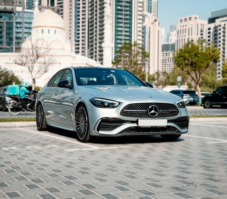 Mercedes Benz C200 2025
