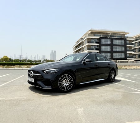 Mercedes Benz C200 2025