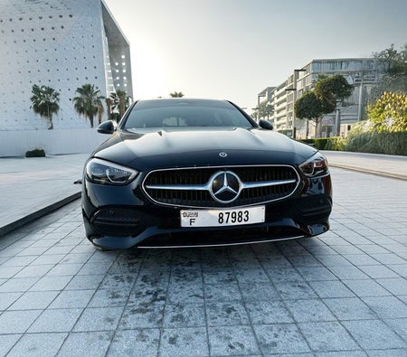 affitto Mercedesbenz C300 2022 in Dubai