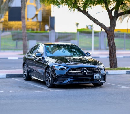 Mercedes Benz C300 2023