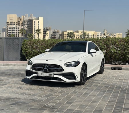 Blanco Mercedes Benz C300 2023 Blanco Mercedes Benz C300 2023