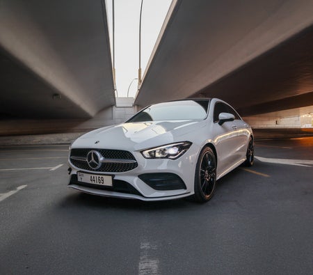 Blanco Mercedes Benz CLA 250 2023 Blanco Mercedes Benz CLA 250 2023