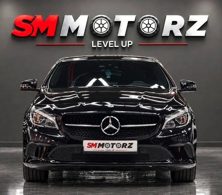 Noir Mercedes Benz CLA 200 2019 Noir Mercedes Benz CLA 200 2019