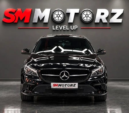 Noir Mercedes Benz CLA 200 2019