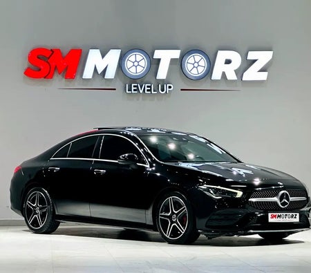 Black Mercedes Benz CLA 250 4MATIC 2022