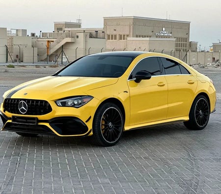 Sarı Mercedes Benz CLA 250 2020