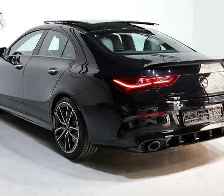 Mercedes Benz AMG CLA 35 2025, photo 3 of 4