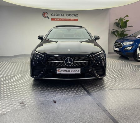 Schwarz Mercedes Benz CLE 2023