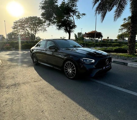 Mercedes Benz AMG E53 2022, photo 3 of 4