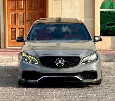 gris Mercedes Benz AMG E63 S 2014