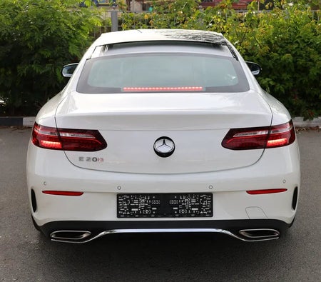 Mercedes Benz E200  2021, photo 4 of 4