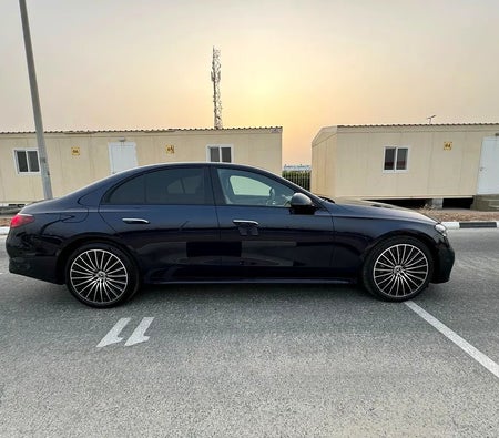 Mercedes Benz E200 2024, photo 4 of 4