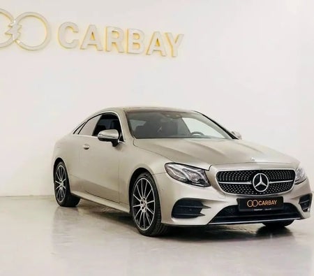 Gold Mercedes Benz E200 2021 Gold Mercedes Benz E200 2021