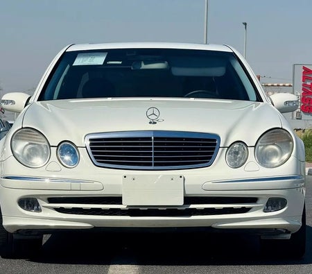 Mercedes Benz E 240 2003, photo 3 of 4