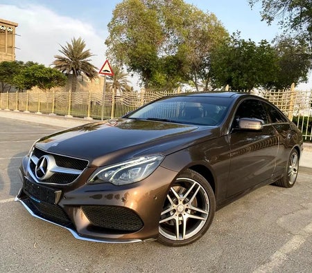 Mercedes Benz E250 2016, photo 2 of 4