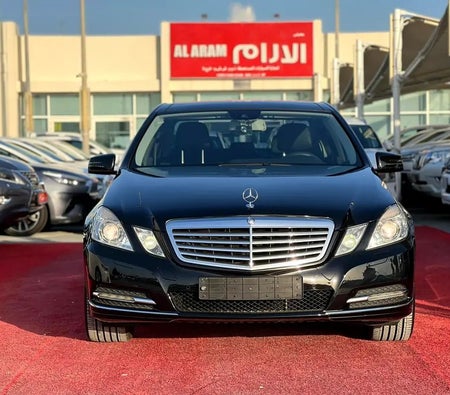 Mercedes Benz E300 2013, photo 2 of 4