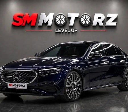 Mercedes Benz E300 2024, photo 3 of 4