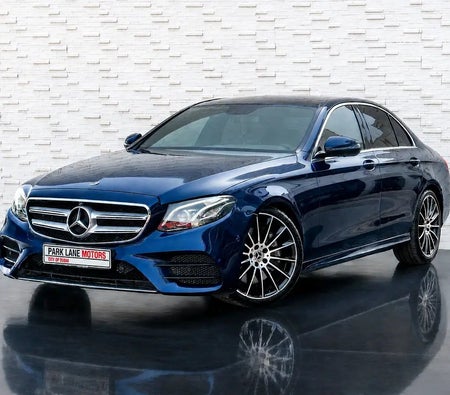 Mercedes Benz E300 2020, photo 1 of 4