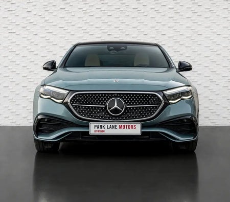 Mercedes Benz E300 2024, photo 2 of 4