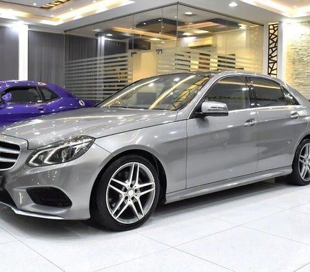 Grigio Mercedes Benz E300 2015 Grigio Mercedes Benz E300 2015