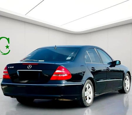 Mercedes Benz E320 2004, photo 4 of 4