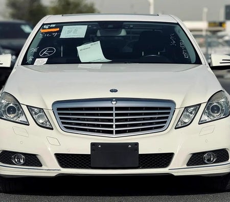 Mercedes Benz E350 2011, photo 3 of 4