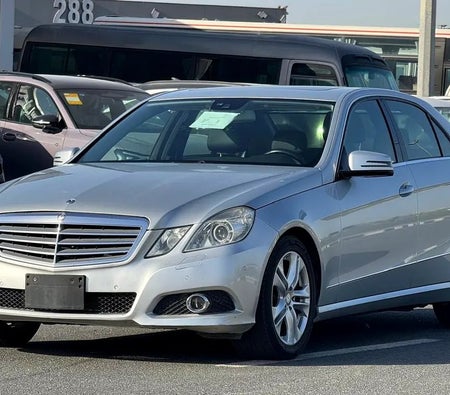 Mercedes Benz E350 2010, photo 2 of 4