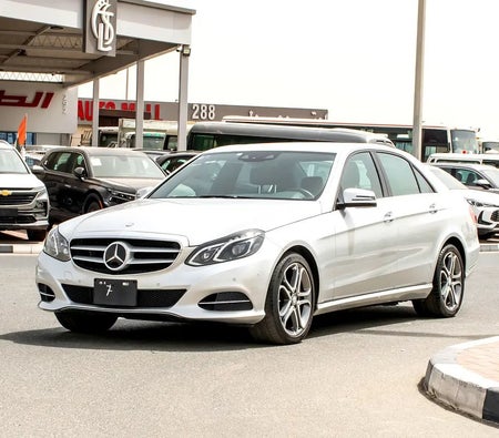 Mercedes Benz E400 2013, photo 3 of 4