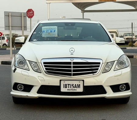 Mercedes Benz E550 2009, photo 3 of 4