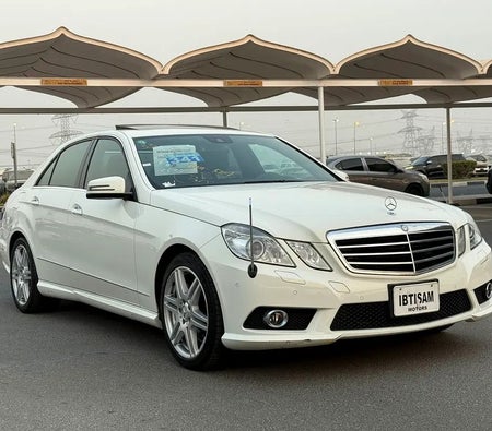 Mercedes Benz E550 2009, photo 2 of 4